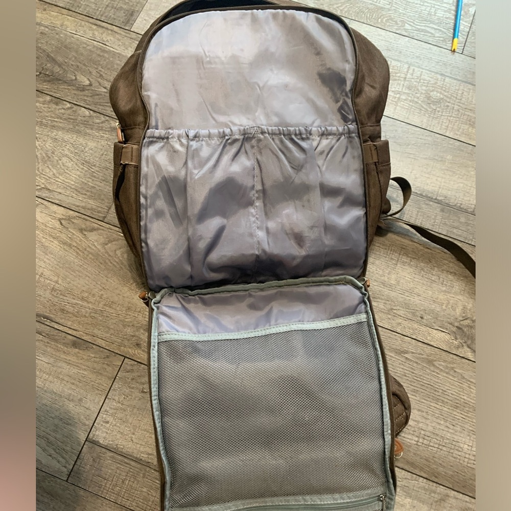 Brown diaper bag - Picture 7 of 9